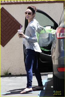 Meryl Davis feet photo 6