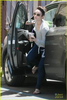Meryl Davis feet photo 5