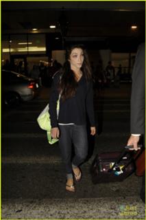 Meryl Davis feet photo 6