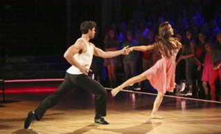 Meryl Davis feet photo 4