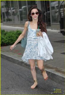 Meryl Davis feet photo 20