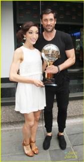 Meryl Davis feet photo 19