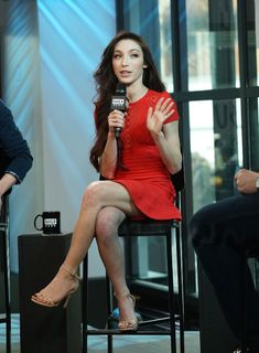 Meryl Davis feet photo 1