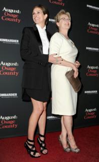 Meryl Streep feet photo thumbnail