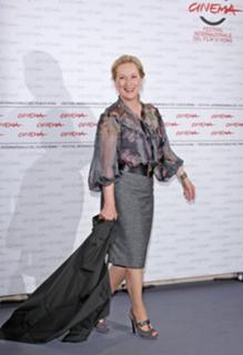 Meryl Streep feet photo thumbnail