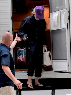 Meryl Streep feet photo thumbnail