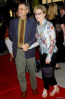 Meryl Streep feet photo thumbnail