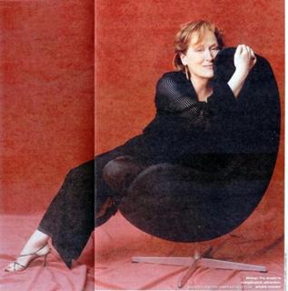 Meryl Streep feet photo thumbnail