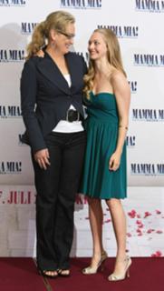 Meryl Streep feet photo thumbnail