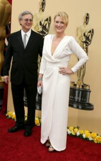 Meryl Streep feet photo thumbnail