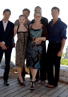 Meryl Streep feet photo thumbnail
