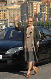 Meryl Streep feet photo thumbnail