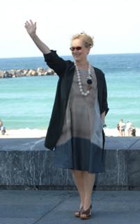 Meryl Streep feet photo thumbnail