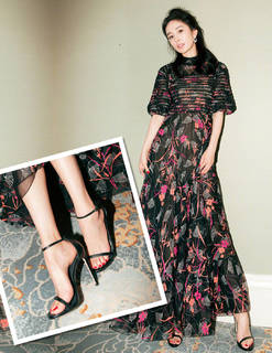 Mi Yang feet photo thumbnail