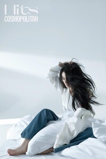 Mi Yang feet photo thumbnail