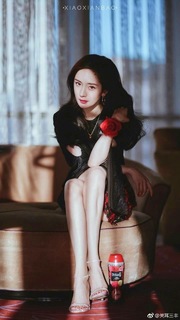 Mi Yang feet photo thumbnail