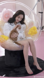 Mi Yang feet photo thumbnail