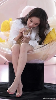 Mi Yang feet photo thumbnail