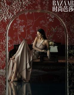 Mi Yang feet photo thumbnail