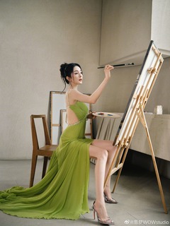 Mi Yang feet photo thumbnail