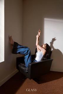 Mi Yang feet photo thumbnail