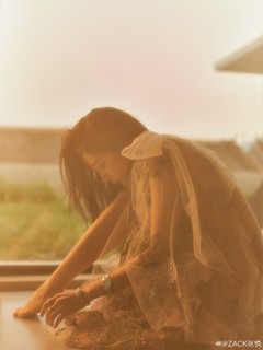 Mi Yang feet photo thumbnail