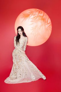 Mi Yang feet photo thumbnail