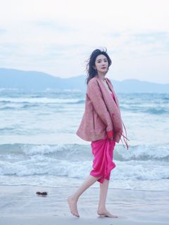 Mi Yang feet photo 3
