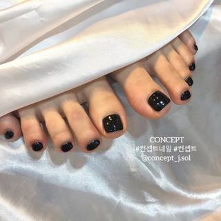 Mi-Yeon Cho feet photo thumbnail