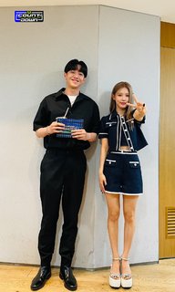 Mi-Yeon Cho feet photo thumbnail