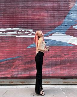 Mi-Yeon Cho feet photo thumbnail