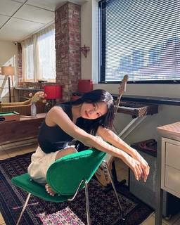 Mi-Yeon Cho feet photo thumbnail