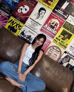 Mi-Yeon Cho feet photo thumbnail