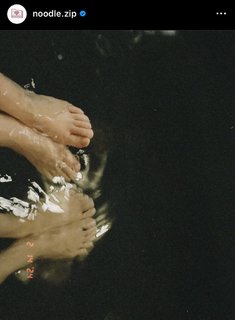 Mi-Yeon Cho feet photo thumbnail