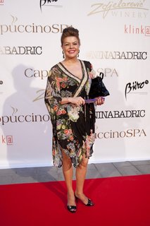 Mia Begovic feet photo 3
