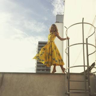 Mia Ceran feet photo thumbnail