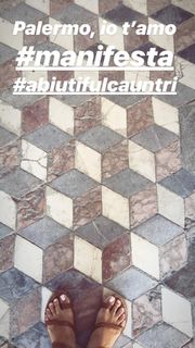 Mia Ceran feet photo thumbnail