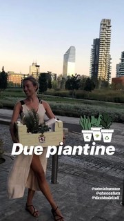 Mia Ceran feet photo thumbnail