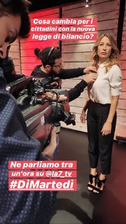 Mia Ceran feet photo thumbnail