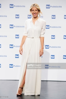 Mia Ceran feet photo thumbnail