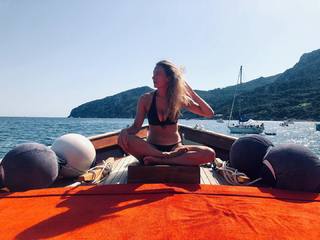 Mia Ceran feet photo thumbnail