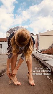 Mia Ceran feet photo thumbnail