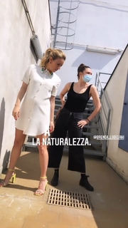 Mia Ceran feet photo thumbnail