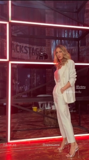 Mia Ceran feet photo thumbnail