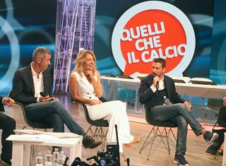 Mia Ceran feet photo thumbnail