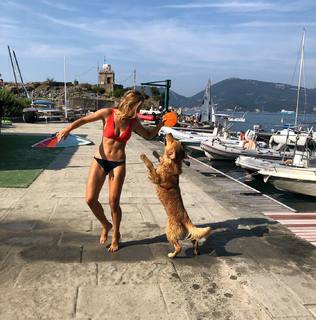 Mia Ceran feet photo thumbnail