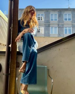 Mia Ceran feet photo thumbnail