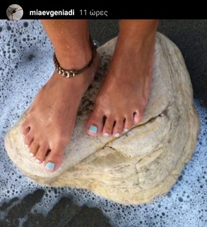 Mia Evgeniadi feet photo 3