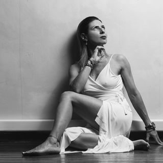 Mia Evgeniadi feet photo 16