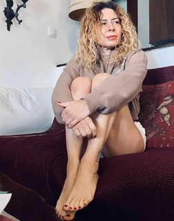 Mia Evgeniadi feet photo 3